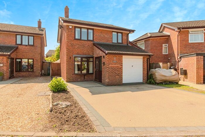 3 Bedroom Detached House For Sale In The Woodlands, Wincham, Northwich, Cheshire, CW9