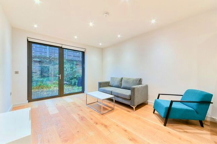 4 Bedroom Terraced House To Rent In Hawthorne Crescent, Greenwich Square, Greenwich, London, SE10