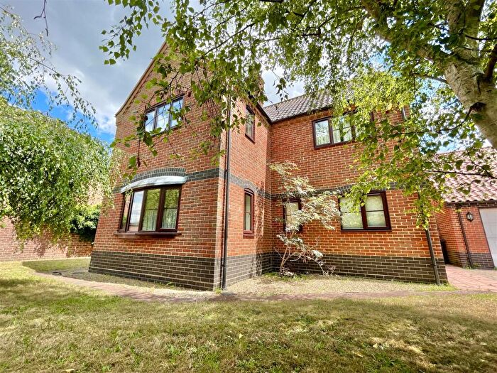 4 Bedroom Detached House For Sale In Laurels End, Beccles, NR34
