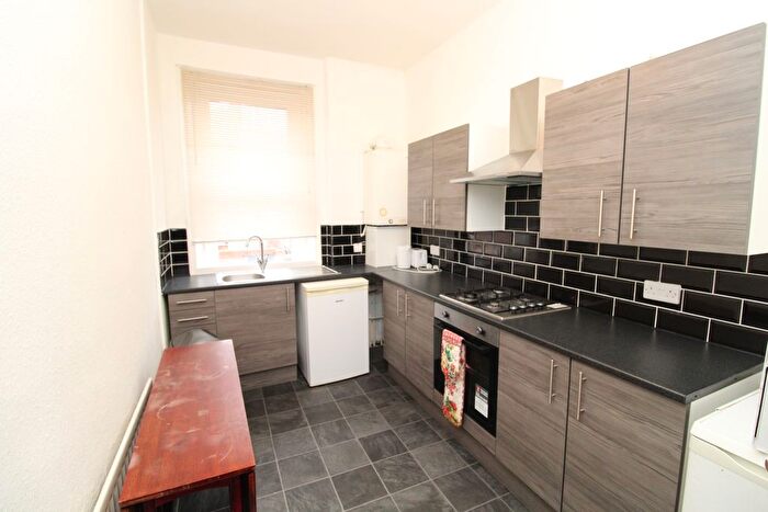 2 Bedroom Flat To Rent In Westbourne Avenue, Gateshead, NE8