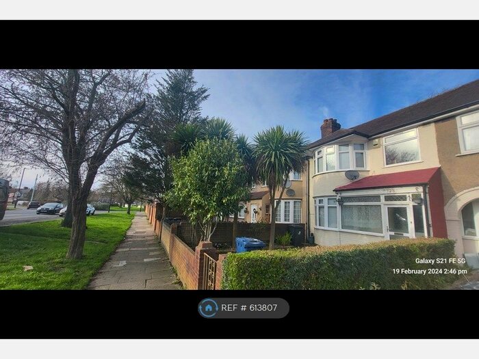 3 Bedroom Terraced House To Rent In Whitton Avenue West, Northolt, UB5