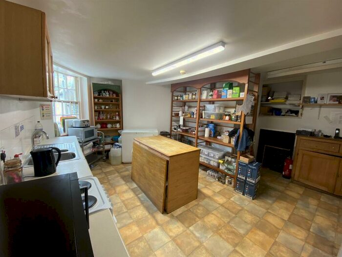 4 Bedroom Town House For Sale In Chulmleigh, EX18
