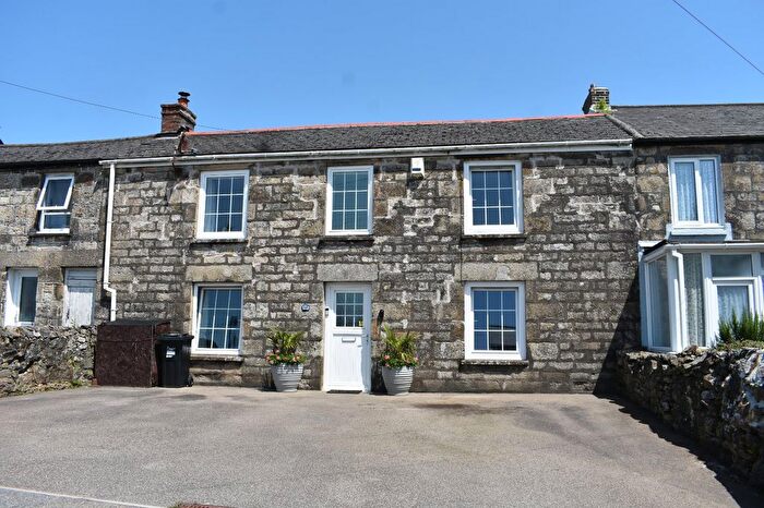 3 Bedroom Terraced House For Sale In North Street, Redruth, Cornwall, TR15