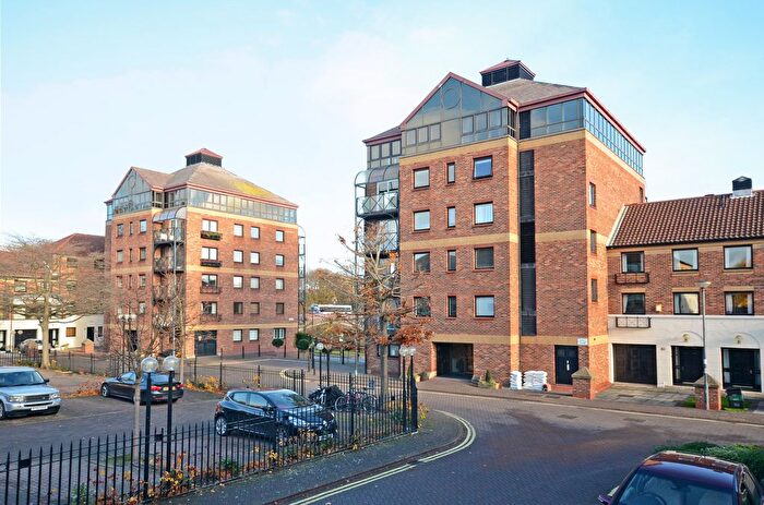 1 Bedroom Flat To Rent In Postern Close, Clementhorpe, York, YO23