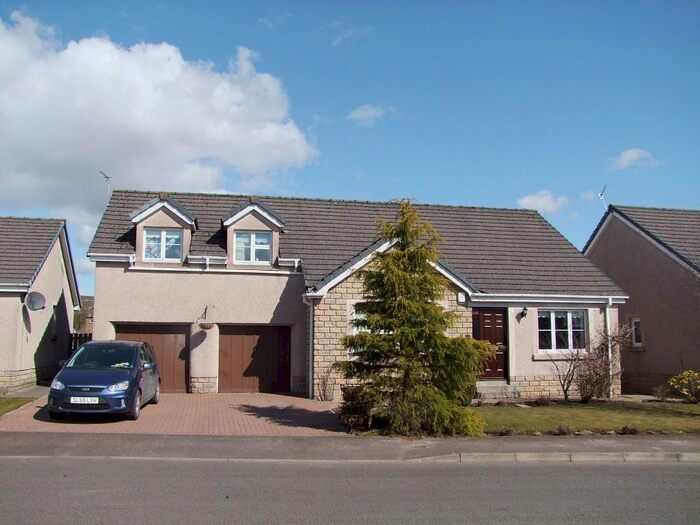 4 Bedroom Detached House To Rent In Croft Wynd, Milnathort, KY13