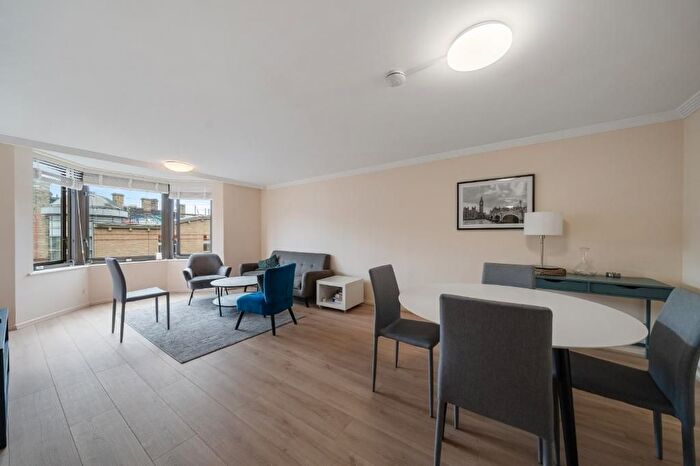 3 Bedroom Flat For Sale In Greycoat Street, Westminster, London, SW1P