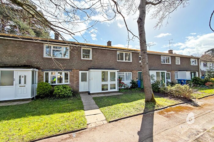 3 Bedroom Terraced House For Sale In Harmans Water Road, Bracknell, RG12