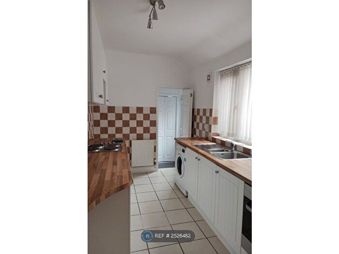 2 Bedroom Terraced House To Rent In London Road, Stoke-On-Trent, ST4