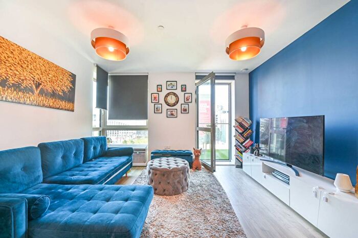 2 Bedroom Flat To Rent In Olympic Way, Wembley, HA9