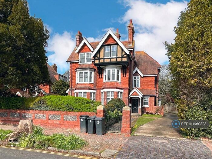 3 Bedroom Flat To Rent In Denton Road, Eastbourne, BN20