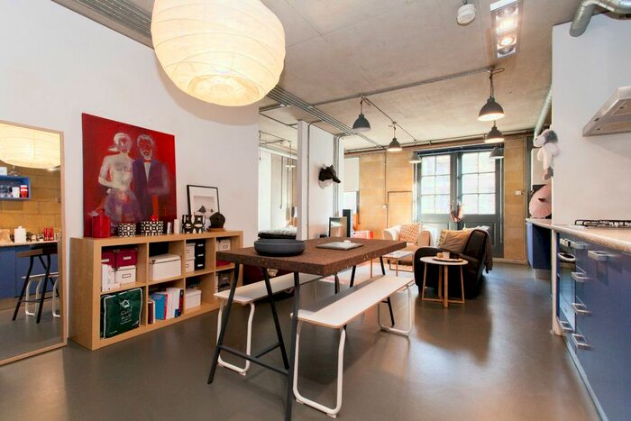 Studio To Rent In New Inn Broadway, London, EC2A