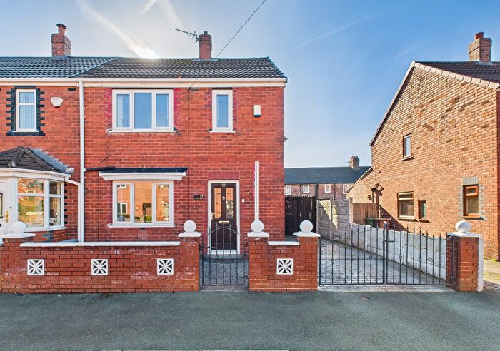 3 Bedroom Terraced House For Sale In Holly Bank Grove, Fingerpost, St Helens, WA9