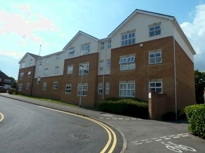 2 Bedroom Apartment To Rent In Elm Park, Reading, RG30