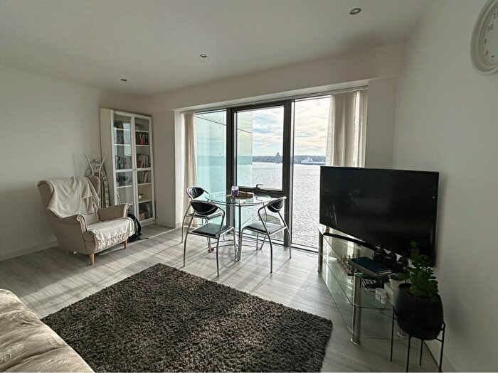 2 Bedroom Apartment For Sale In Alexandra Tower, Princes Parade, Liverpool, L3