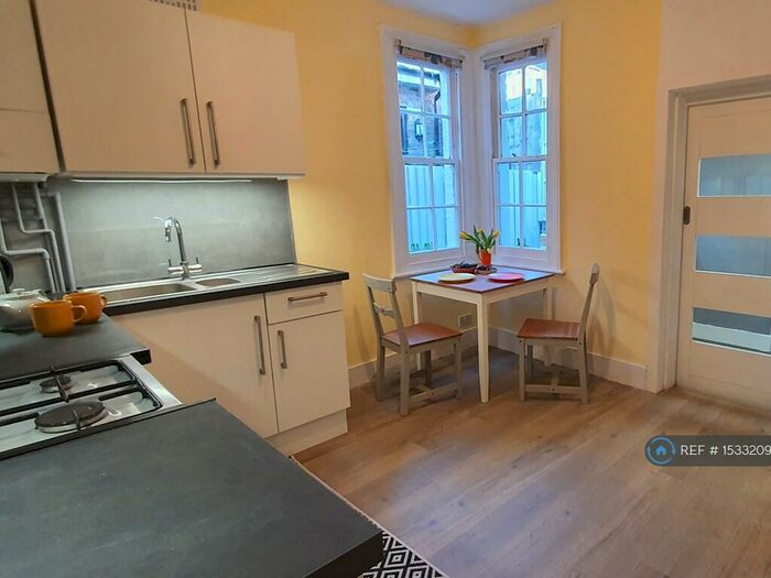 1 Bedroom Flat To Rent In Dartmouth Place, London, SE23