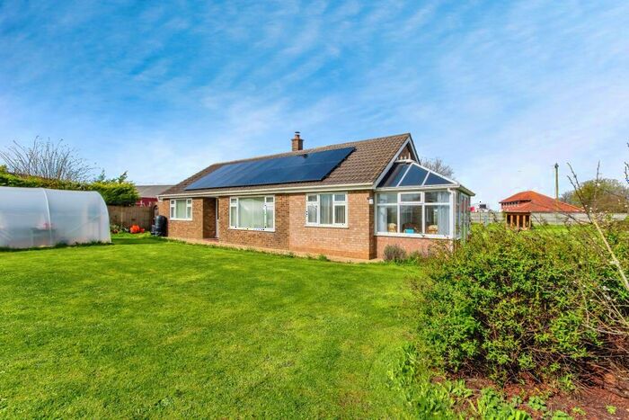 2 Bedroom Bungalow For Sale In Kirton Holme, Boston, Lincolnshire, PE20