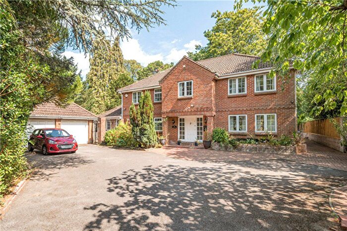 5 Bedroom Detached House For Sale In Saxholm Way, Southampton, Hampshire, SO16