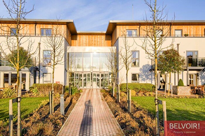 2 Bedroom Flat To Rent In Springfield Close, Stratford-upon-Avon, CV37