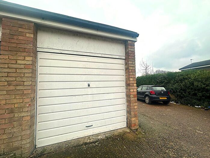 Garage / Parking To Rent In Sundridge Close, Canterbury, CT2