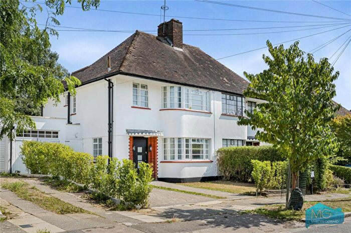 4 Bedroom Semi-Detached House For Sale In Howard Walk, Hampstead Garden Suburb, N2
