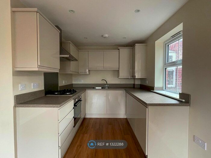 2 Bedroom Flat To Rent In London Road, Hinckley LE10