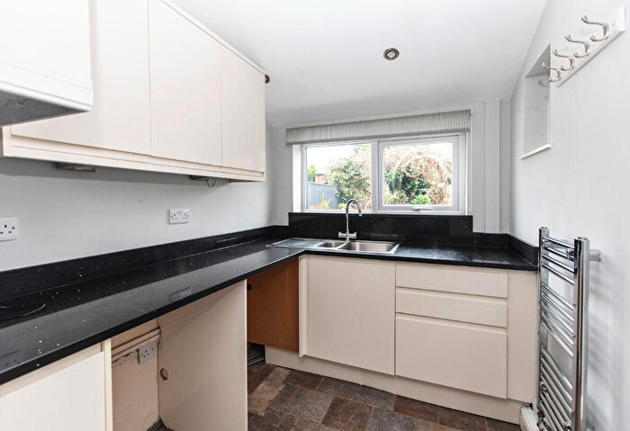 3 Bedroom Detached House For Sale In Queen Mary Avenue, Bournemouth, Dorset, BH9