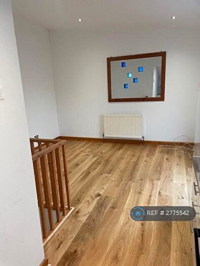 2 Bedroom End Of Terrace House To Rent In Cleveland Road, Southsea, PO5