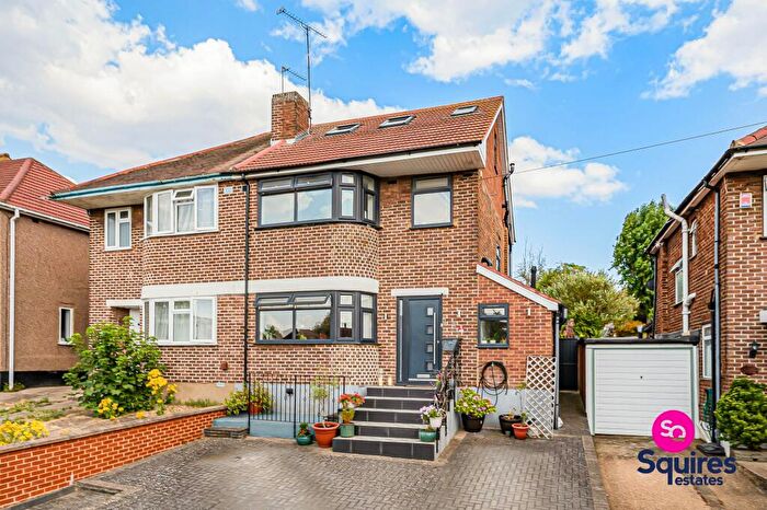 4 Bedroom Semi-Detached House For Sale In Engel Park, London, NW7