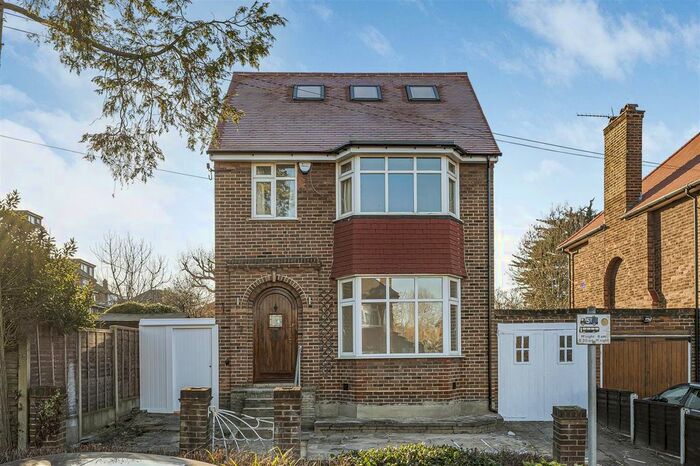 4 Bedroom Property To Rent In Crowland Gardens, London, N14