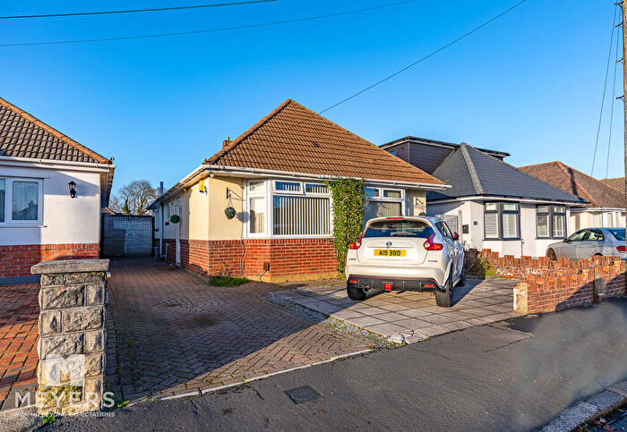 3 Bedroom Bungalow For Sale In Edifred Road, Bournemouth, BH9
