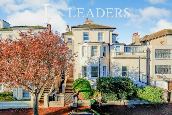 2 Bedroom Flat To Rent In Spencer Road, BN21