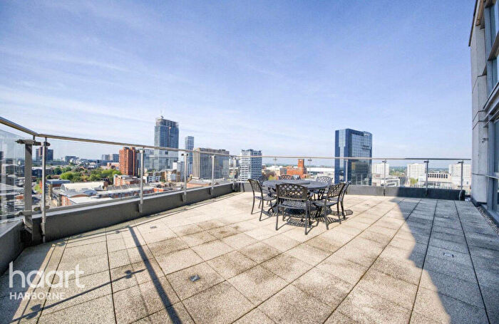 2 Bedroom Penthouse To Rent In Breathtaking City Centre Penthouse, B1