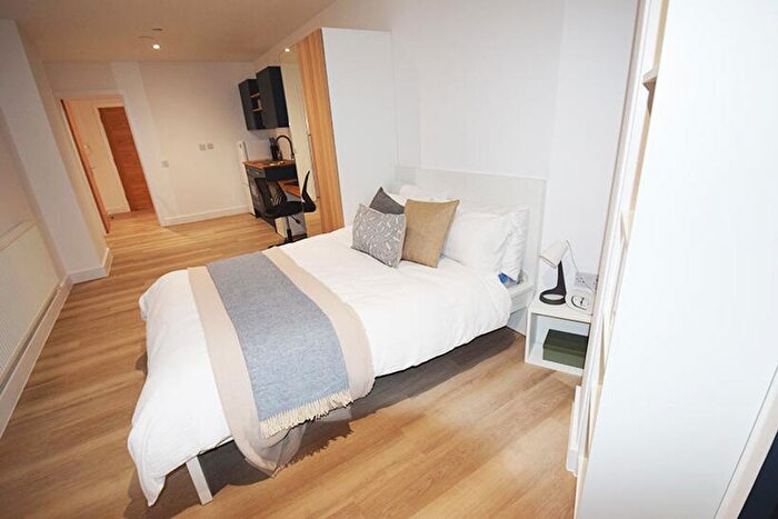 1 Bedroom Flat To Rent In Mansfield Road, Nottingham, NG1