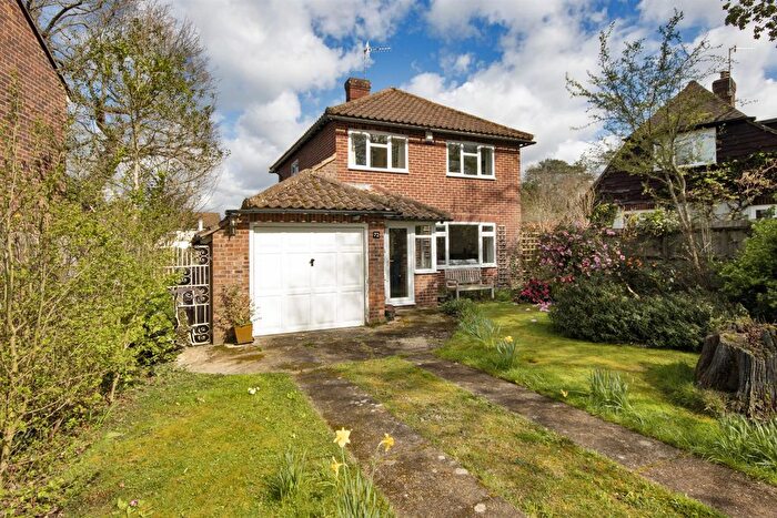 3 Bedroom Detached House For Sale In Knowsley Way, Hildenborough - Chain Free, TN11