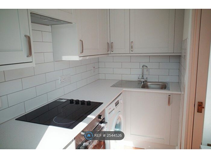 1 Bedroom Flat To Rent In Fairlea Place, London, W5