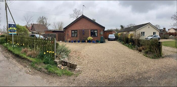 4 Bedroom Detached House For Sale In Low Lane, Rockland All Saints, Attleborough, Norfolk, NR17