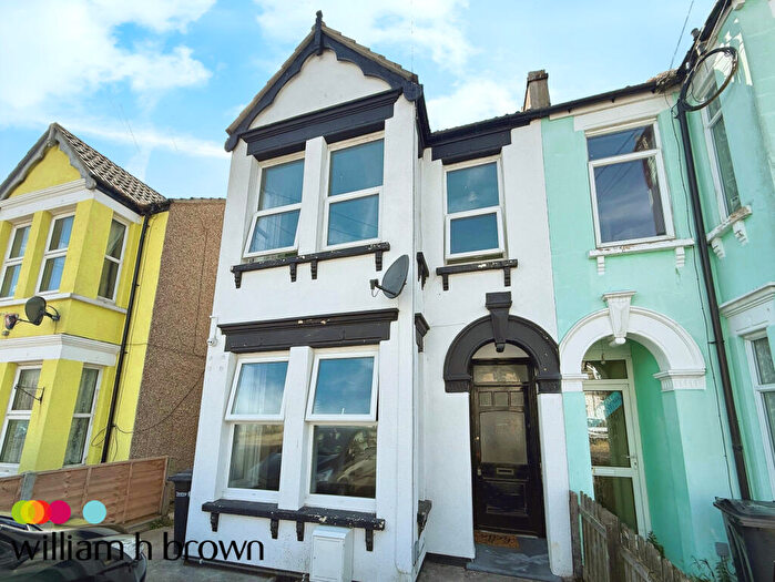 4 Bedroom House To Rent In Ellis Road, Clacton-On-Sea, CO15