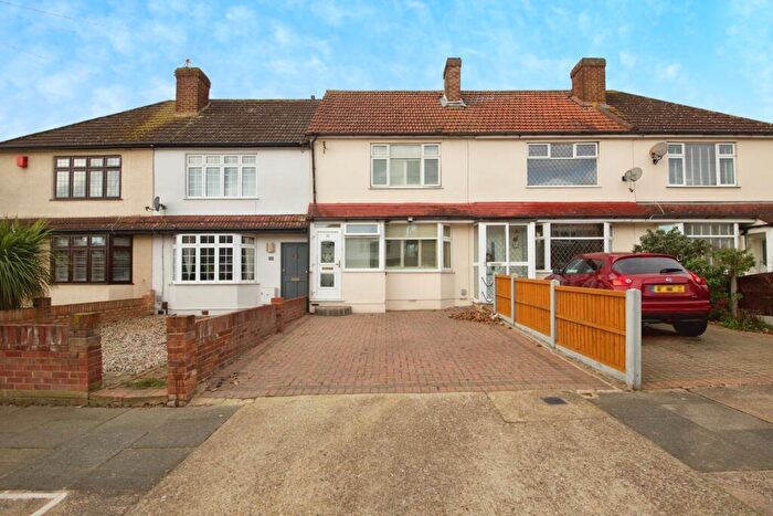 3 Bedroom Terraced House For Sale In Tennyson Road, Romford, Essex, RM3