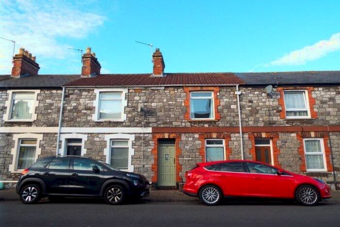 2 Bedroom Property To Rent In Kilcattan Street, Cardiff, CF24