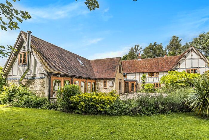 5 Bedroom Detached House To Rent In Barton Lane, Abingdon, OX14