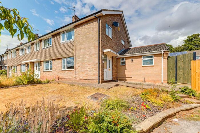 3 Bedroom End Of Terrace House For Sale In Ramsey Drive, Arnold, NG5