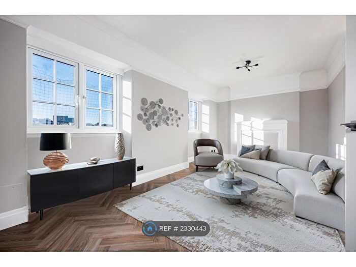 2 Bedroom Flat To Rent In Richmond Chambers, Bournemouth, BH2