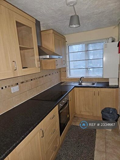 1 Bedroom Flat To Rent In Trinity Court, London, N18