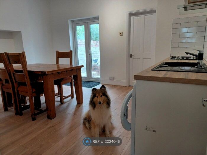 3 Bedroom Terraced House To Rent In Mogg Street, Bristol, BS2