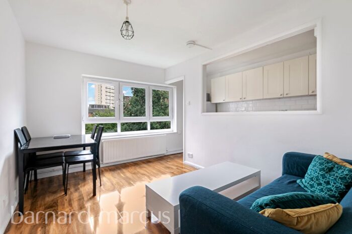 3 Bedroom Flat To Rent In Paradise Road, London, SW4