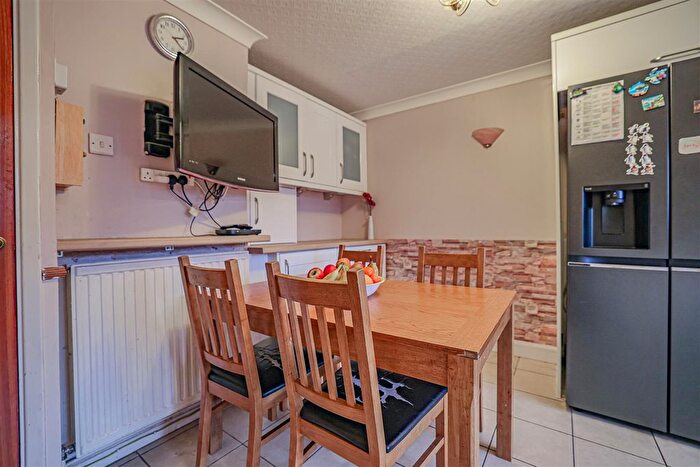 3 Bedroom Terraced House For Sale In Pescot Hill, Hemel Hempstead, HP1
