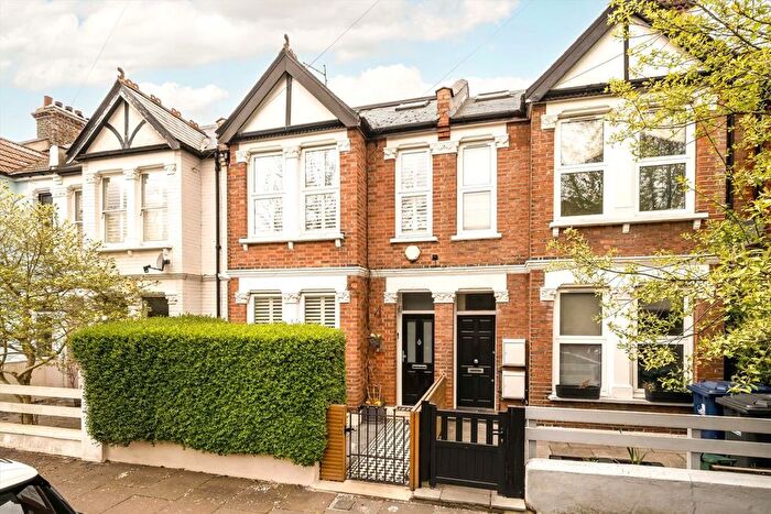 4 Bedroom Property For Sale In Weston Road, Chiswick, W4
