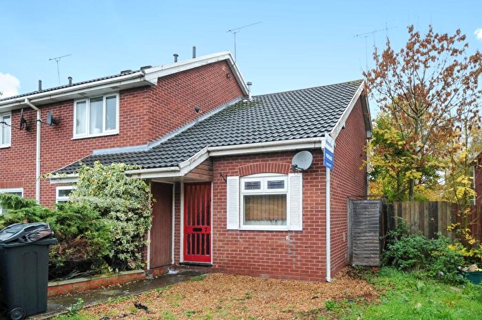 1 Bedroom Terraced House For Sale In Westbury Way, Chester, Cheshire, CH4
