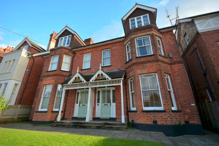 1 Bedroom Flat To Rent In Earls Road, Tunbridge Wells, TN4