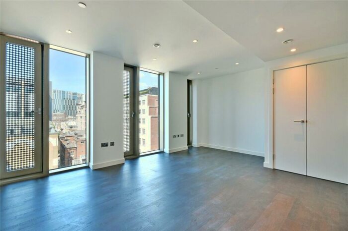 1 Bedroom Flat To Rent In Royal Mint Street, Tower Bridge, E1